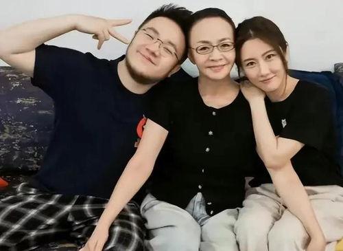 故事吃瓜娱乐八卦,揭秘明星幕后故事与八卦传闻