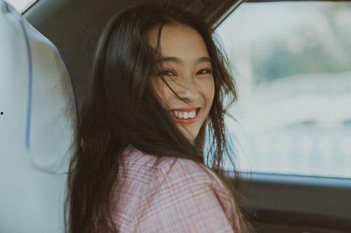 韩国最新娱乐圈吃瓜事件,神秘恋情曝光,明星A与B的甜蜜秘密引热议